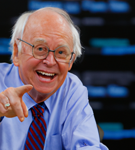 Buffett explains value investing: ‘What gives you opportunities is other people doing dumb things’