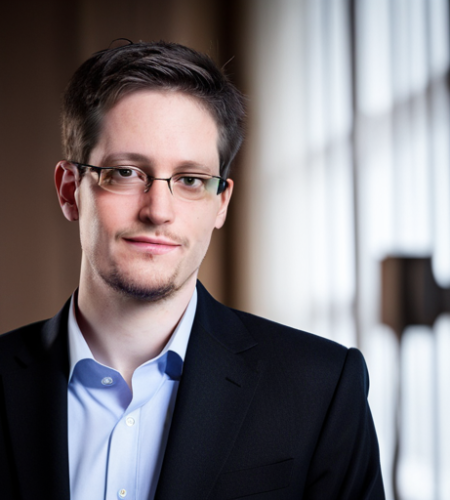 Edward Snowden Focuses on Bitcoin Fundamentals in Amsterdam